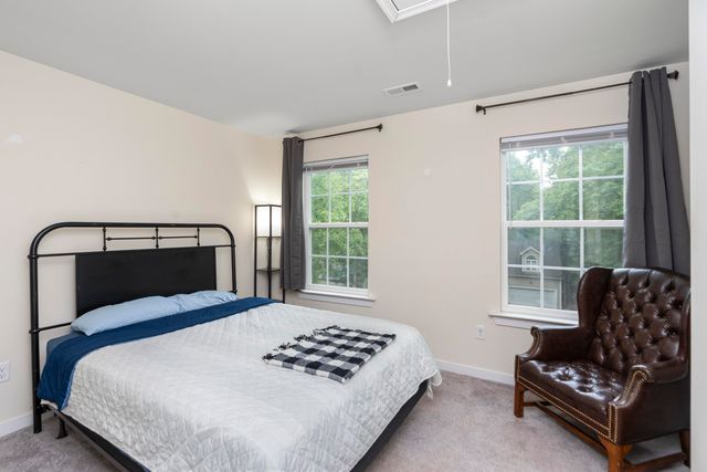 10 ZEPHYR RD, Palmyra, VA 22963