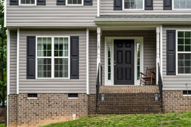 10 ZEPHYR RD, Palmyra, VA 22963