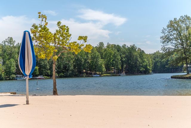 10 ZEPHYR RD, Palmyra, VA 22963