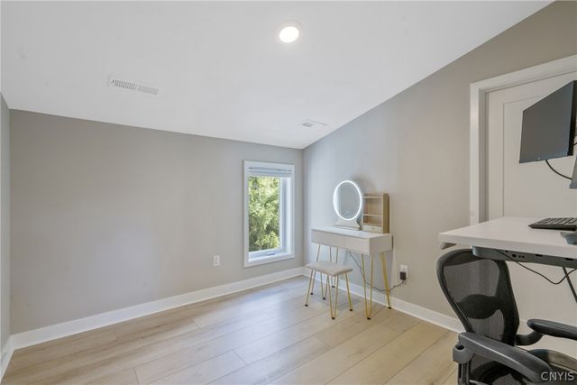 95 Xavier Circle, Syracuse, NY 13210
