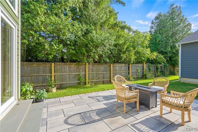 95 Xavier Circle, Syracuse, NY 13210