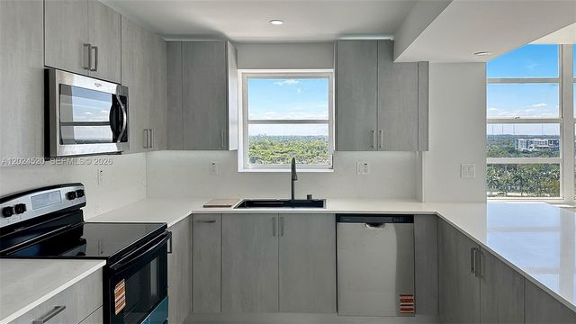 2750 NE 183rd St 1508, Aventura, FL 33160