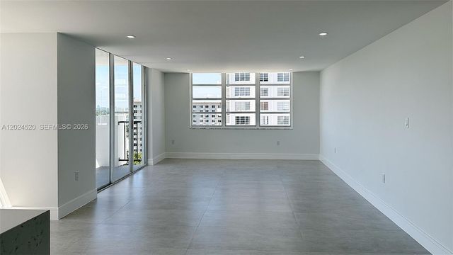 2750 NE 183rd St 1508, Aventura, FL 33160