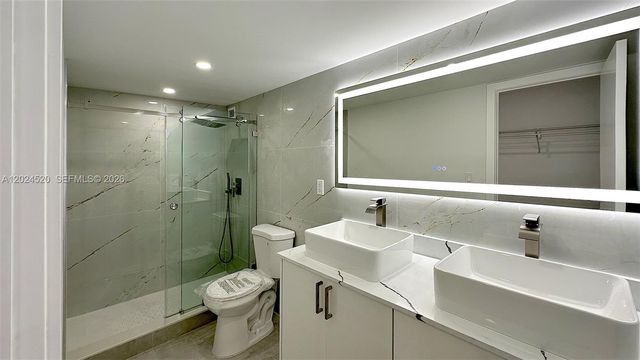 2750 NE 183rd St 1508, Aventura, FL 33160