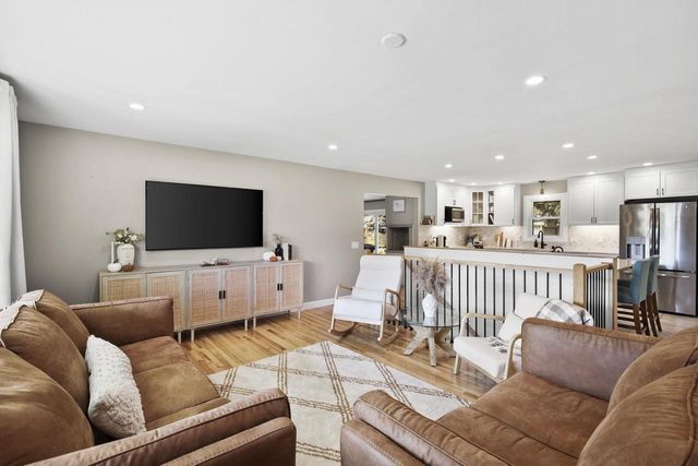 5314 Jonquil Court, Middleton, WI 53562