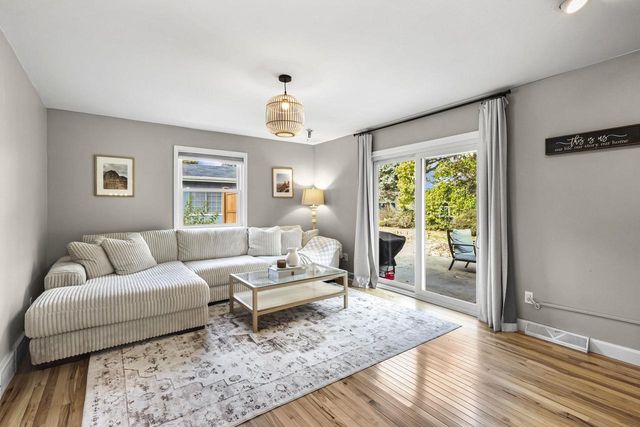 5314 Jonquil Court, Middleton, WI 53562