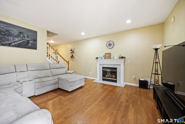 48 Chatfield Drive, West Hartford, CT 06110