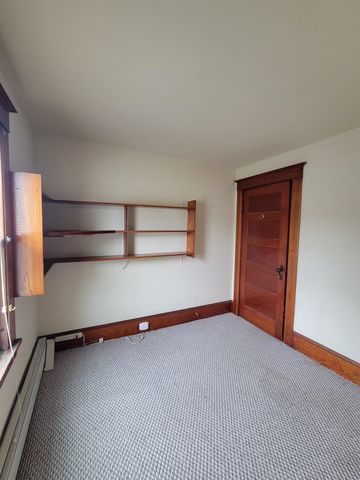 951 gage Street, Bennington, VT 05201