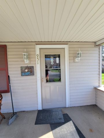 951 gage Street, Bennington, VT 05201