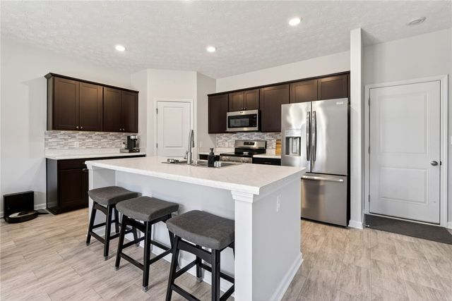 5195 Burton Drive, Springfield, OH 45503
