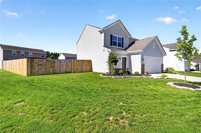 5195 Burton Drive, Springfield, OH 45503