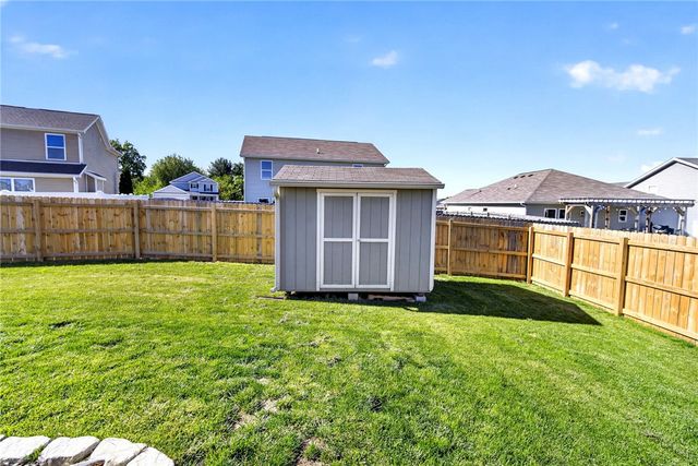 5195 Burton Drive, Springfield, OH 45503