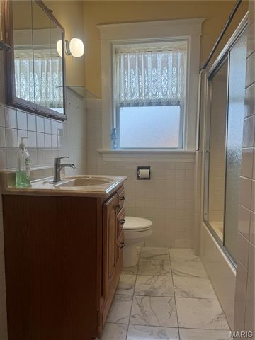 4919 Tyrolean Avenue, St Louis, MO 63109