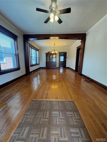 4919 Tyrolean Avenue, St Louis, MO 63109