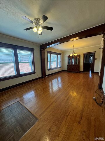 4919 Tyrolean Avenue, St Louis, MO 63109