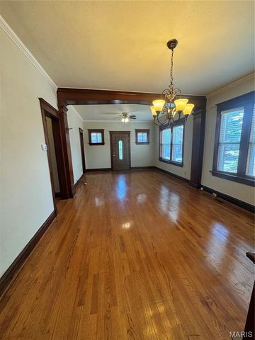 4919 Tyrolean Avenue, St Louis, MO 63109