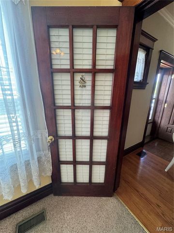 4919 Tyrolean Avenue, St Louis, MO 63109