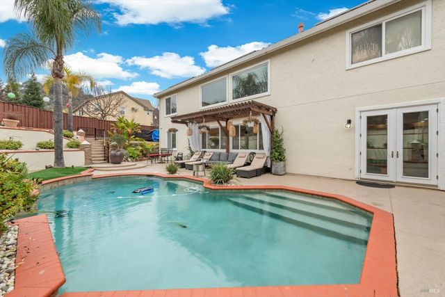 759 Overture Ln, Fairfield, CA 94534