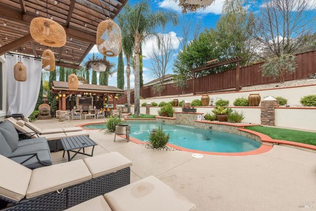 759 Overture Ln, Fairfield, CA 94534