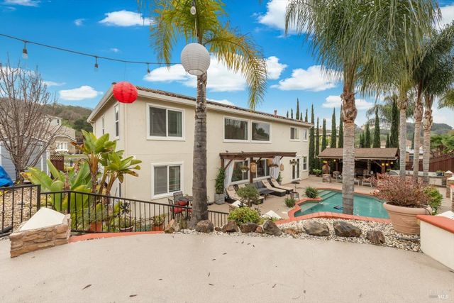 759 Overture Ln, Fairfield, CA 94534