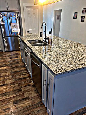 2631 Fish Tank Road, Corsicana, TX 75110