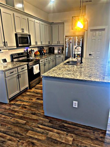 2631 Fish Tank Road, Corsicana, TX 75110