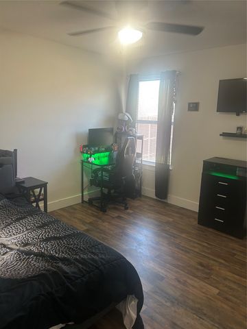 2631 Fish Tank Road, Corsicana, TX 75110