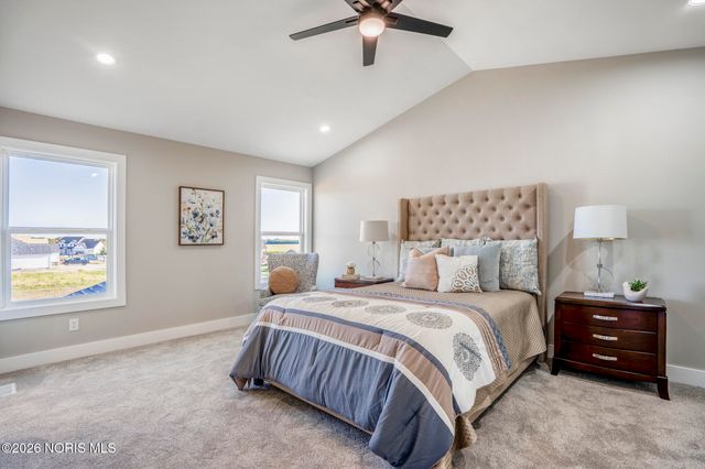 9430 Rockingham Drive, Whitehouse, OH 43571