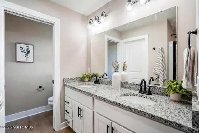 9430 Rockingham Drive, Whitehouse, OH 43571