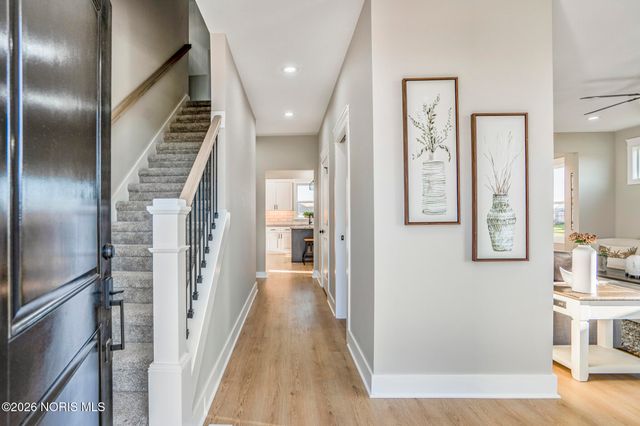 9430 Rockingham Drive, Whitehouse, OH 43571