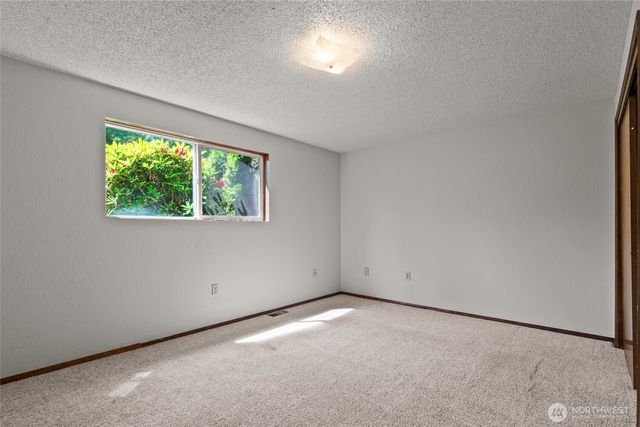 1637 105th Street S, Tacoma, WA 98444