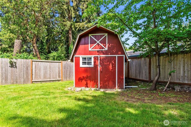 1637 105th Street S, Tacoma, WA 98444