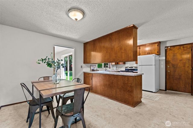 1637 105th Street S, Tacoma, WA 98444