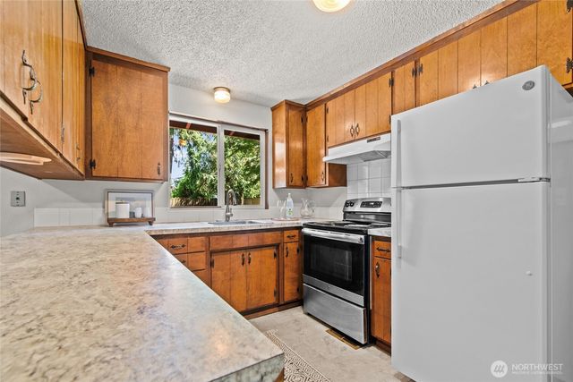 1637 105th Street S, Tacoma, WA 98444
