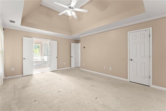 8455 Woodland View Drive, Gainesville, GA 30506