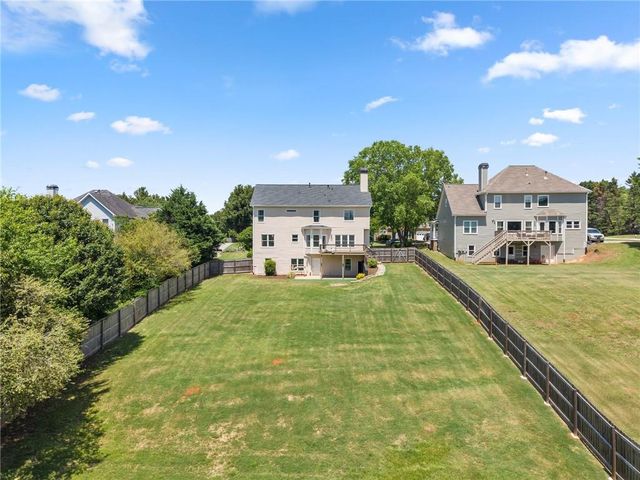 8455 Woodland View Drive, Gainesville, GA 30506