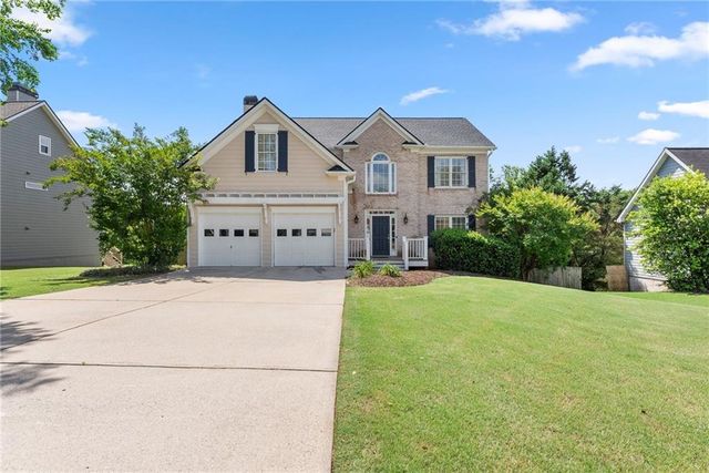 8455 Woodland View Drive, Gainesville, GA 30506