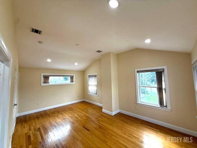 131 Amherst Avenue, Colonia, NJ 07067