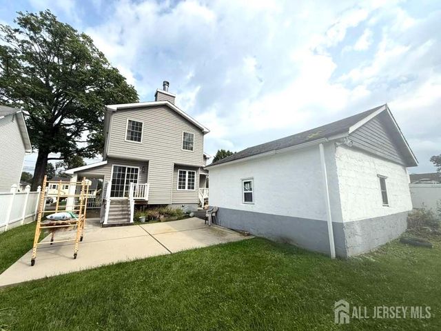 131 Amherst Avenue, Colonia, NJ 07067