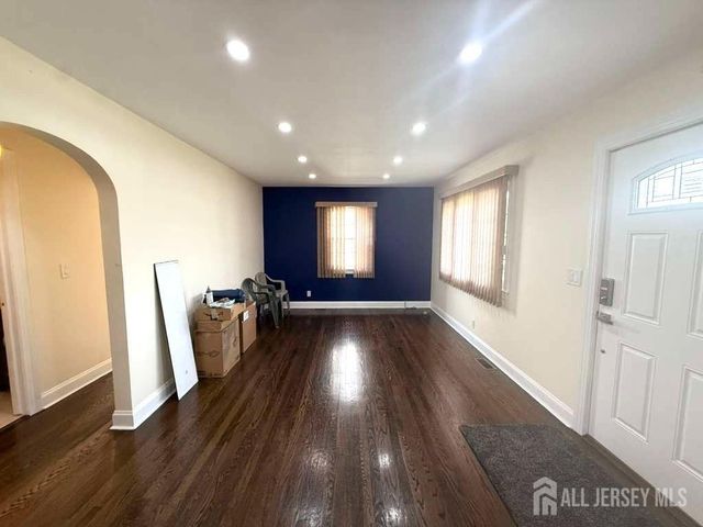 131 Amherst Avenue, Colonia, NJ 07067