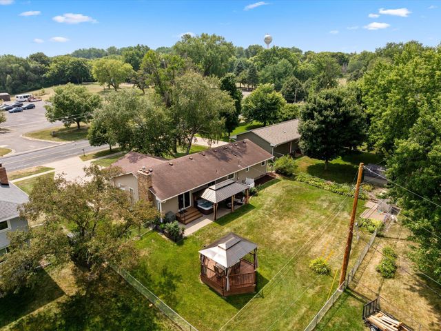 2682 5th Street NW, New Brighton, MN 55112