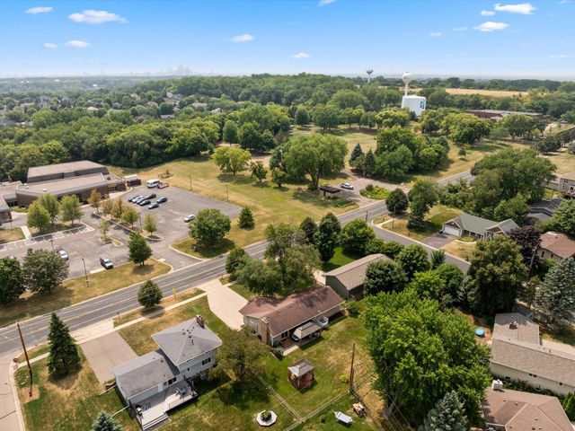 2682 5th Street NW, New Brighton, MN 55112