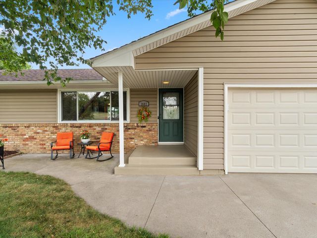 2682 5th Street NW, New Brighton, MN 55112