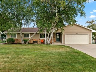 2682 5th Street NW, New Brighton, MN 55112