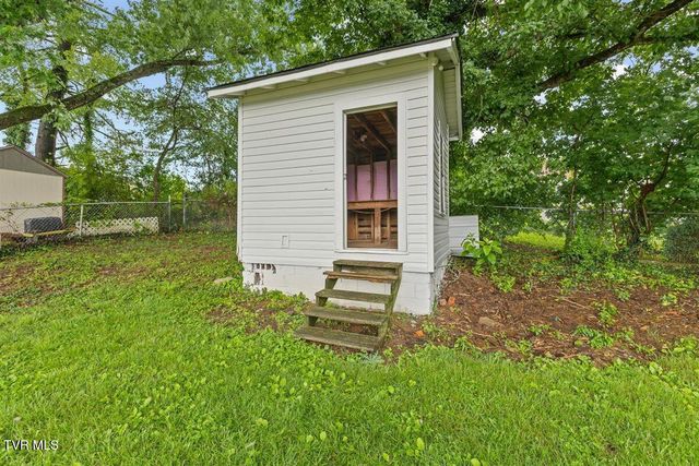 3412 Bloomingdale Road, Kingsport, TN 37660