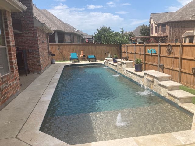 5900 Barton Springs Drive, North Richland Hills, TX 76180