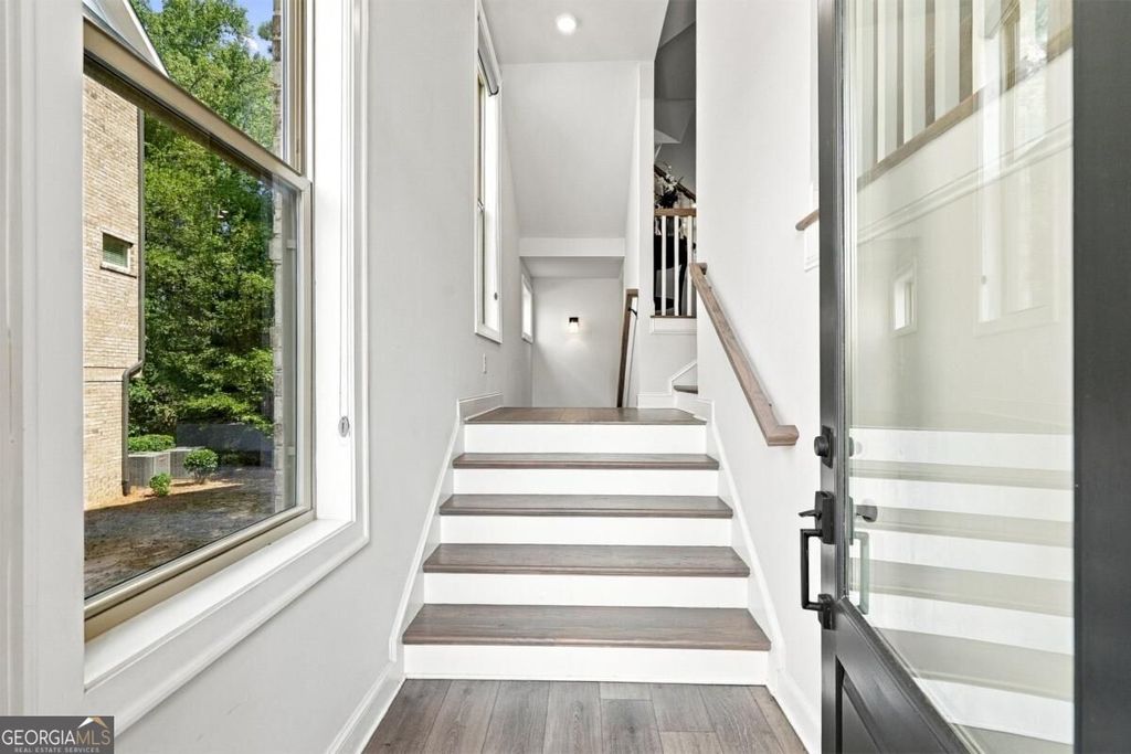 7950 Laurel Creek Drive, Johns Creek, GA 30024 — photo 3