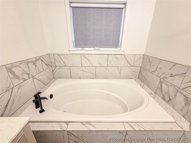 3231 Mclaurins Way, Eastover, NC 28312