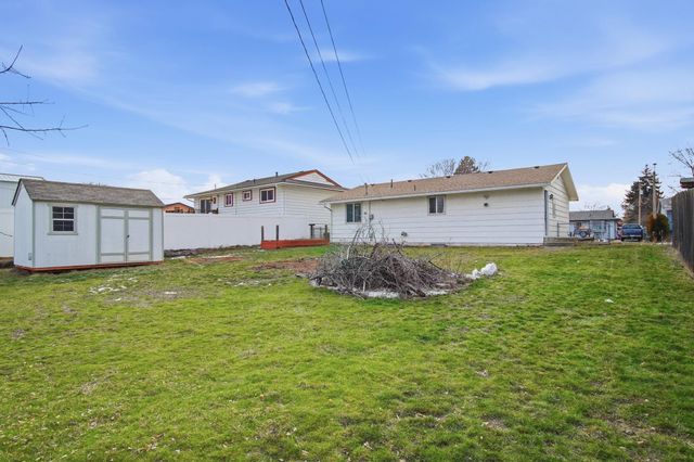 743 S Beeman St, Airway Heights, WA 99001