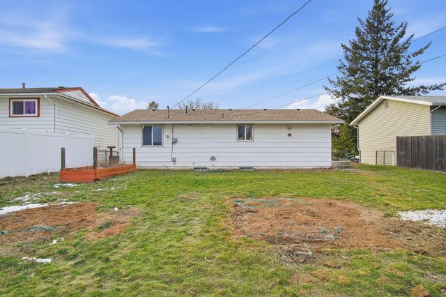 743 S Beeman St, Airway Heights, WA 99001